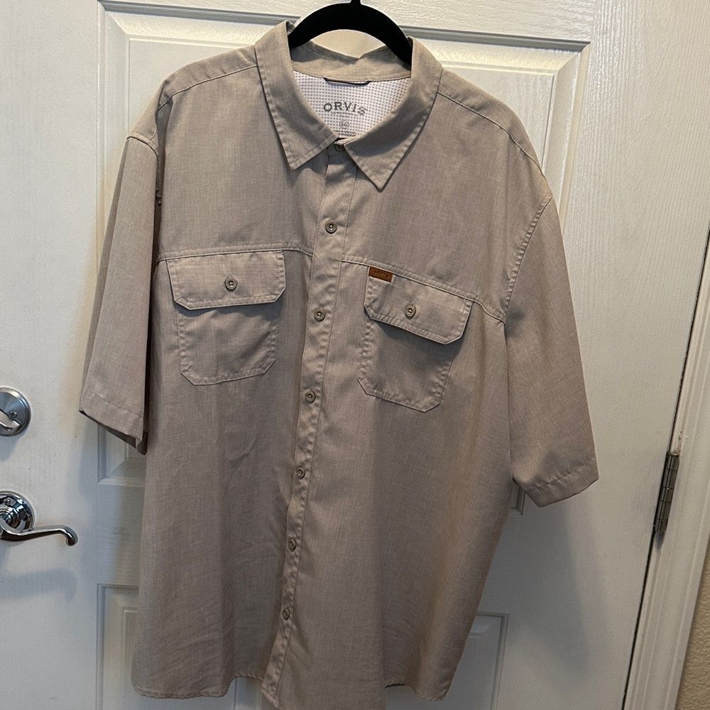 Orvis Men's Casual Beige Button Down Shirt